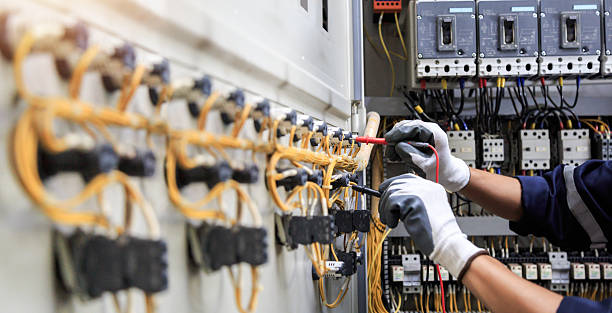 Professional Electrician technician working in Hortonville, WI
